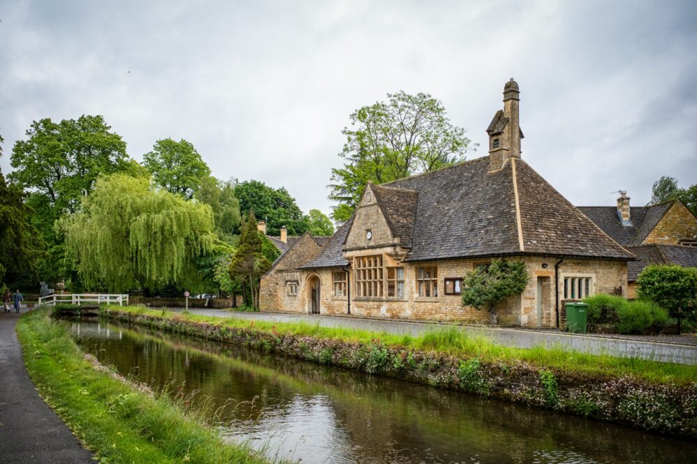 Exploring The Cotswolds Scenic Trails, Cozy Pubs, and Timeless Villages